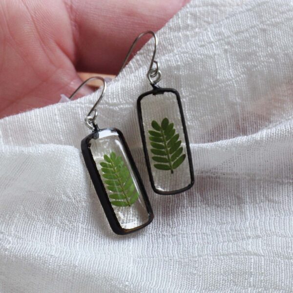Small rectangle dangle with thorn leaf - Image 3