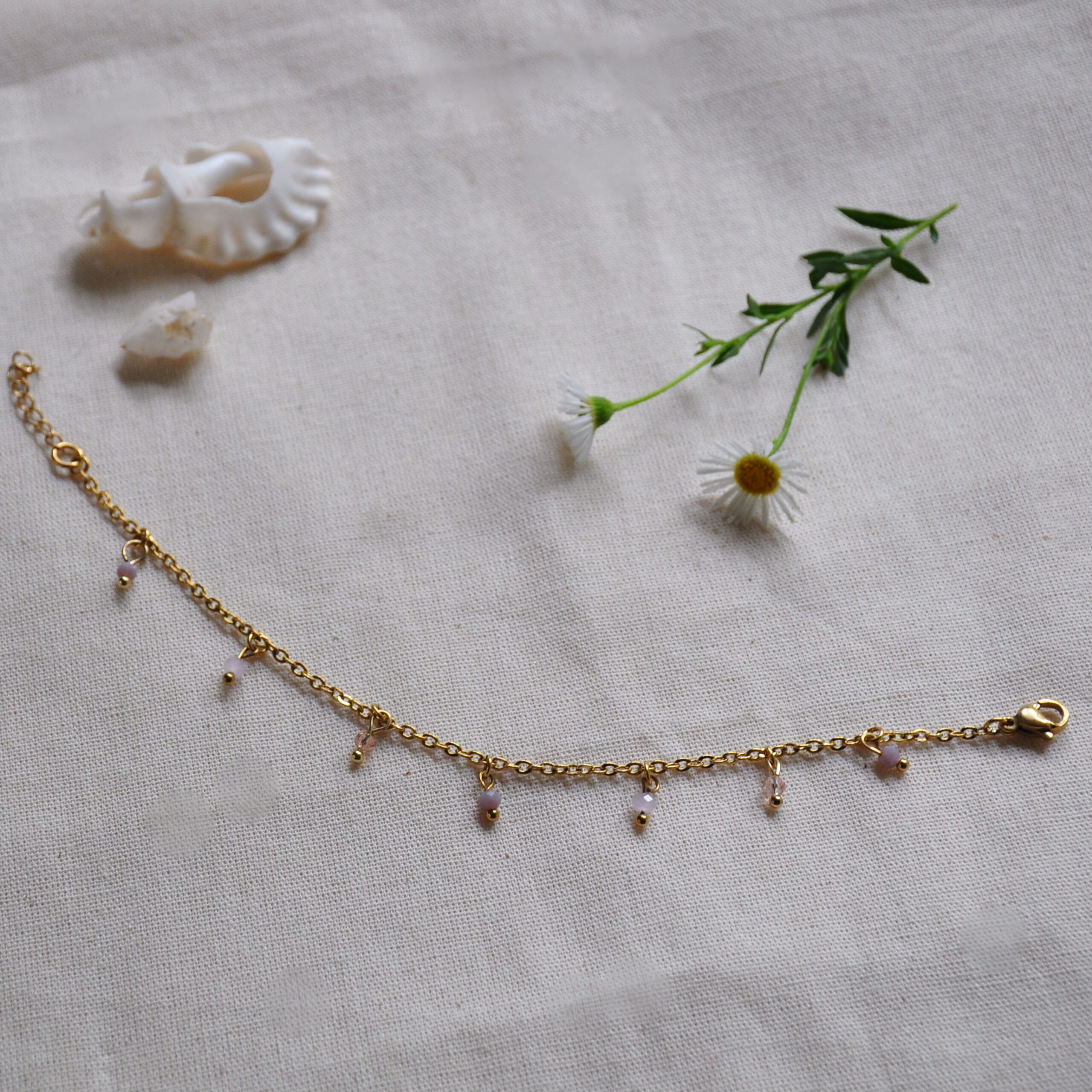 Pink beaded chain bracelet - Image 4