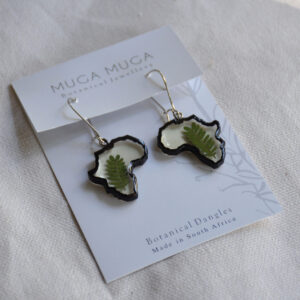 Africa thorn leaves dangles